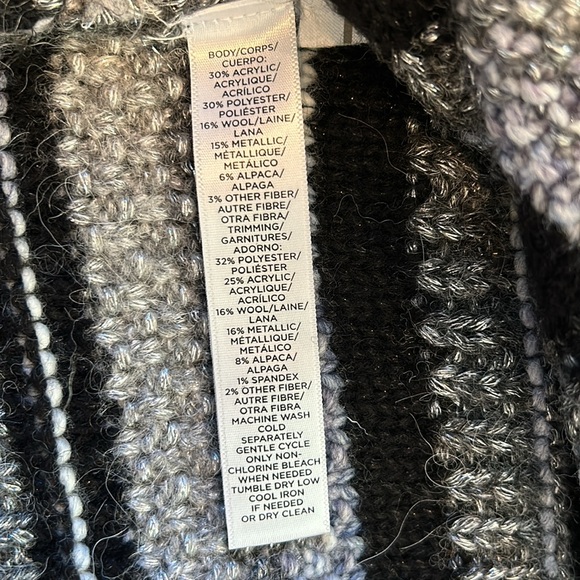 Loft - Gray and Black Sweater - Size L - Picture 6 of 6